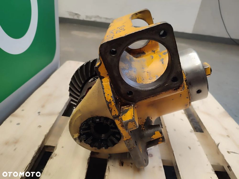 Dyferencjał 8X35 JCB 531-70 - 4