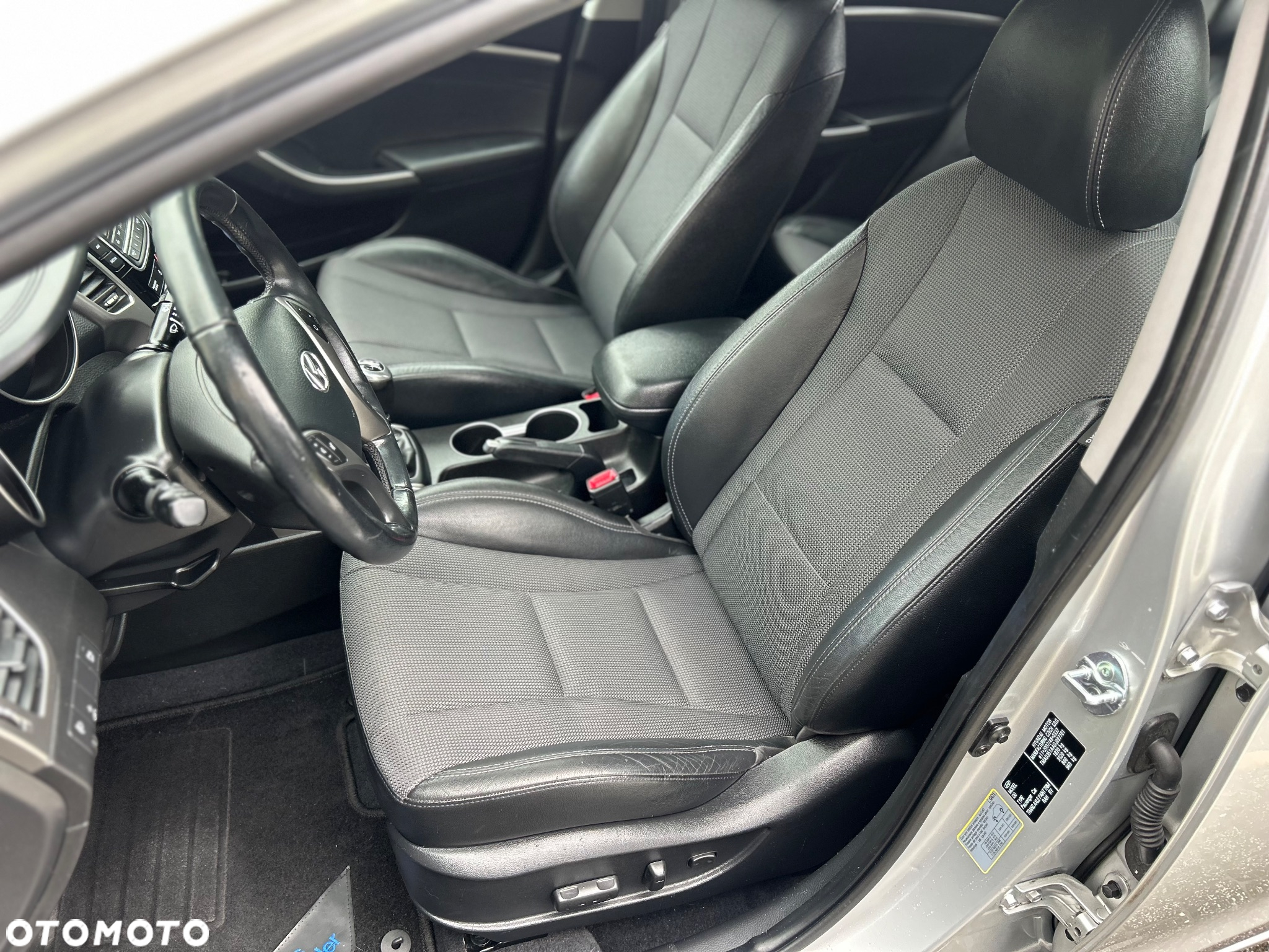 Hyundai i30 1.4 Premium - 33