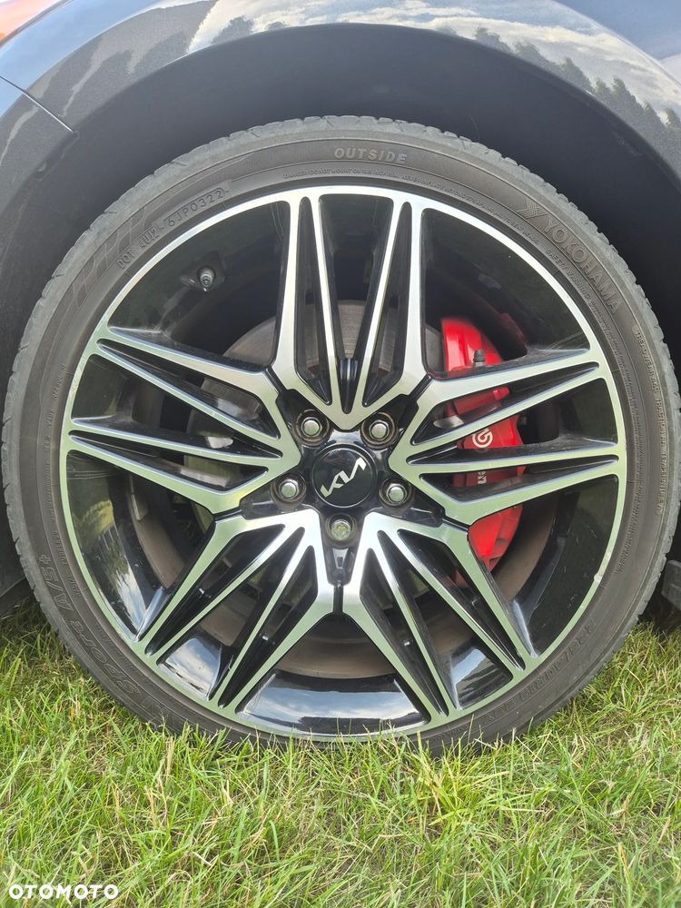 Kia Stinger 3.3 T-GDI V6 GT AWD - 17
