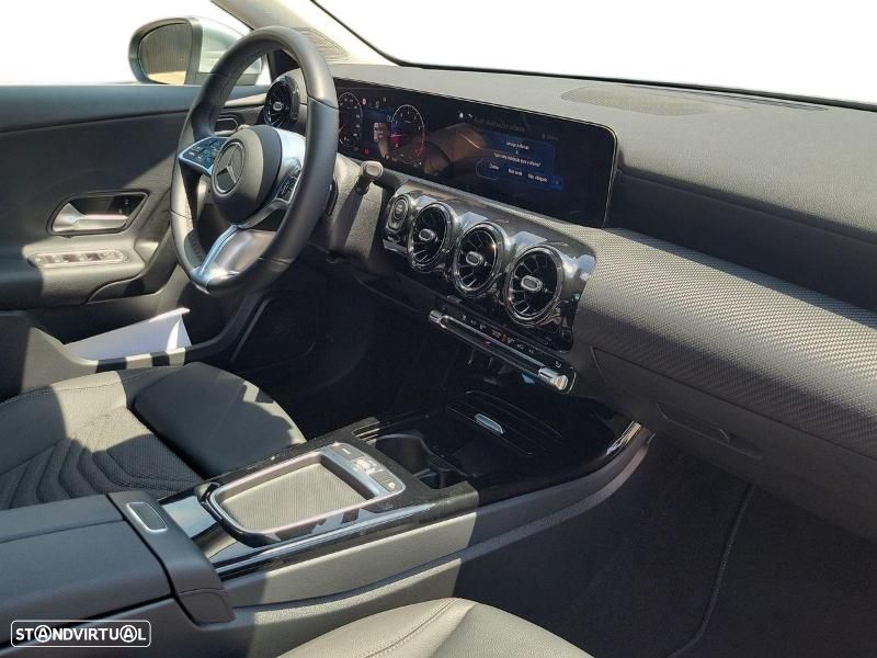 Mercedes-Benz A 200 Standard - 14