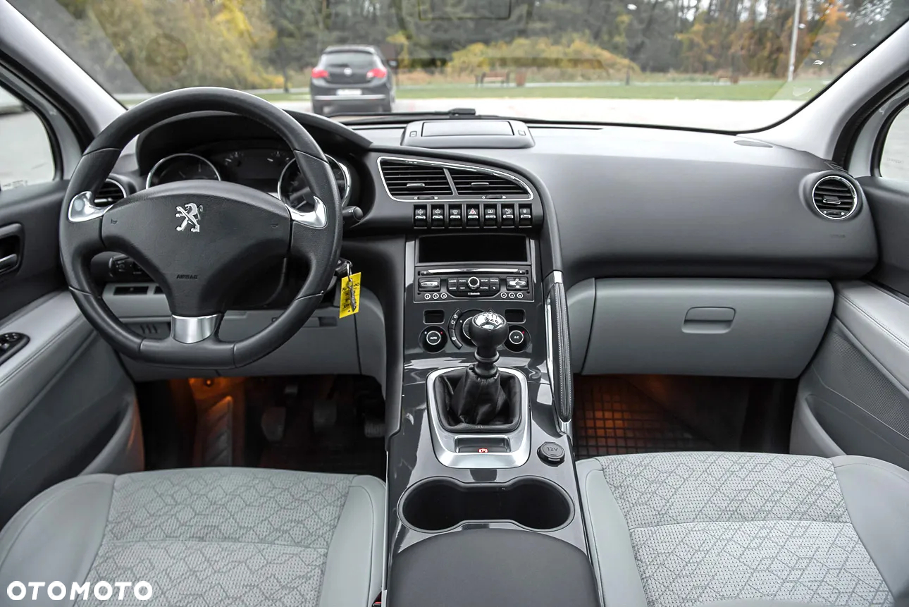 Peugeot 3008 1.6 BlueHDi Allure S&S - 27