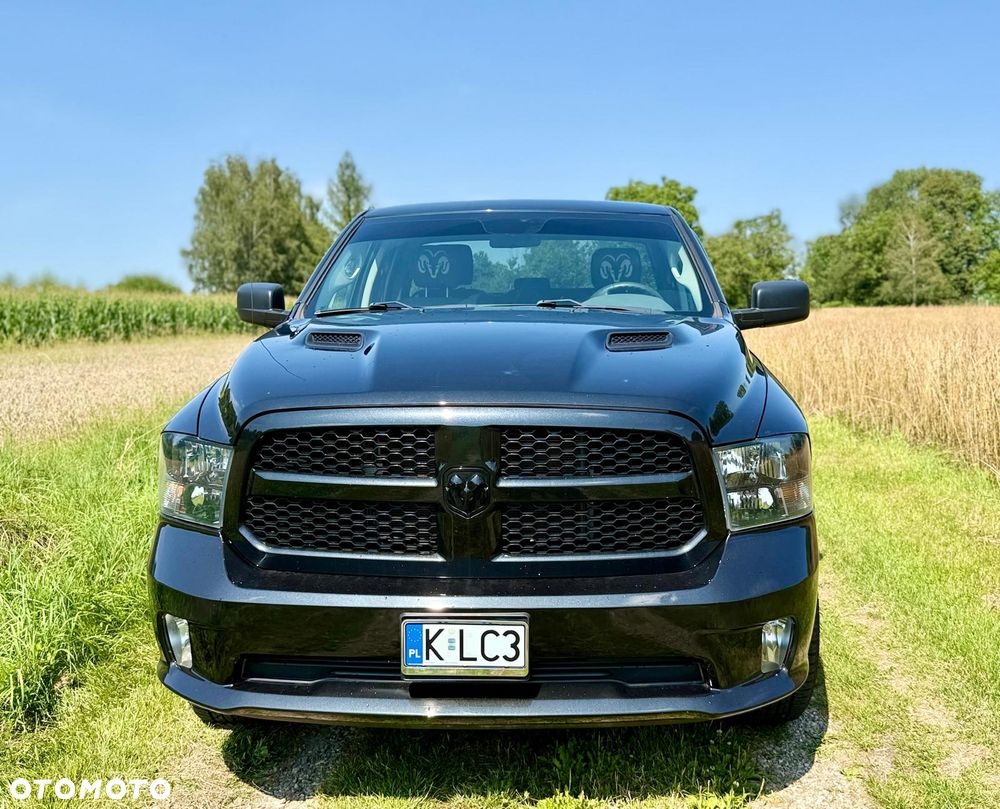 Dodge RAM - 1