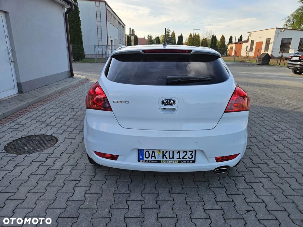 Kia ProCeed 1.4 CVVT Dream-Team Edition - 10