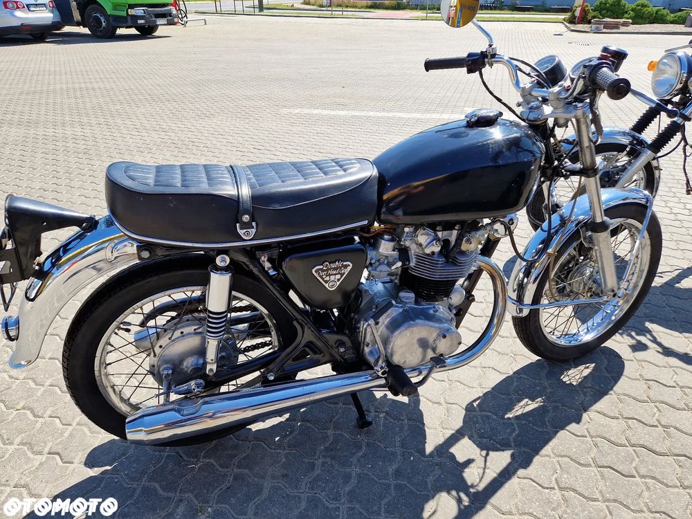 Honda CB - 22