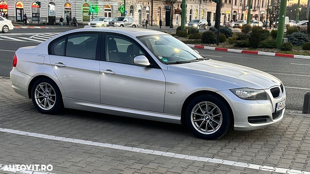 BMW Seria 3 316d - 23