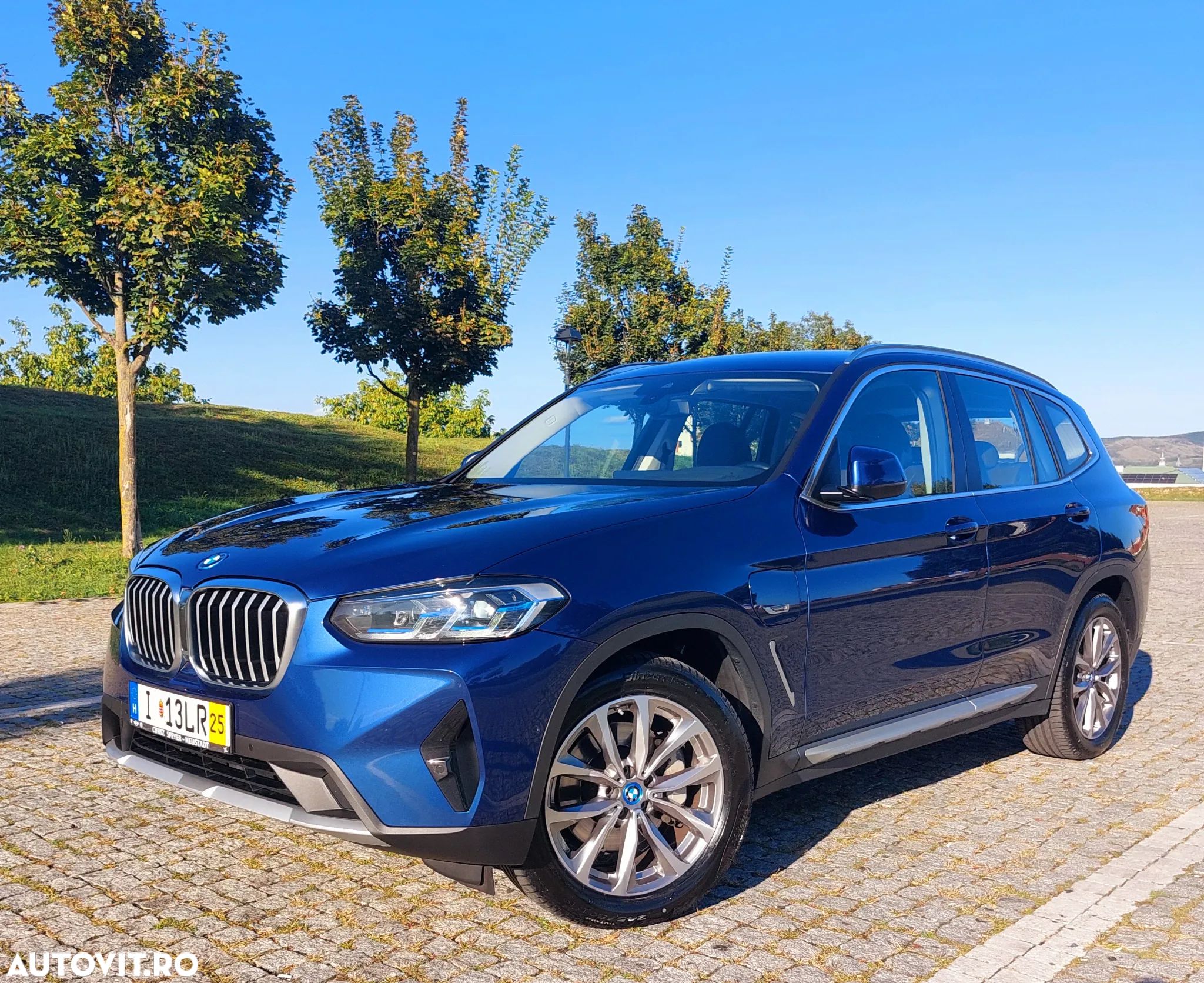 BMW X3 xDrive30e AT PHEV - 1