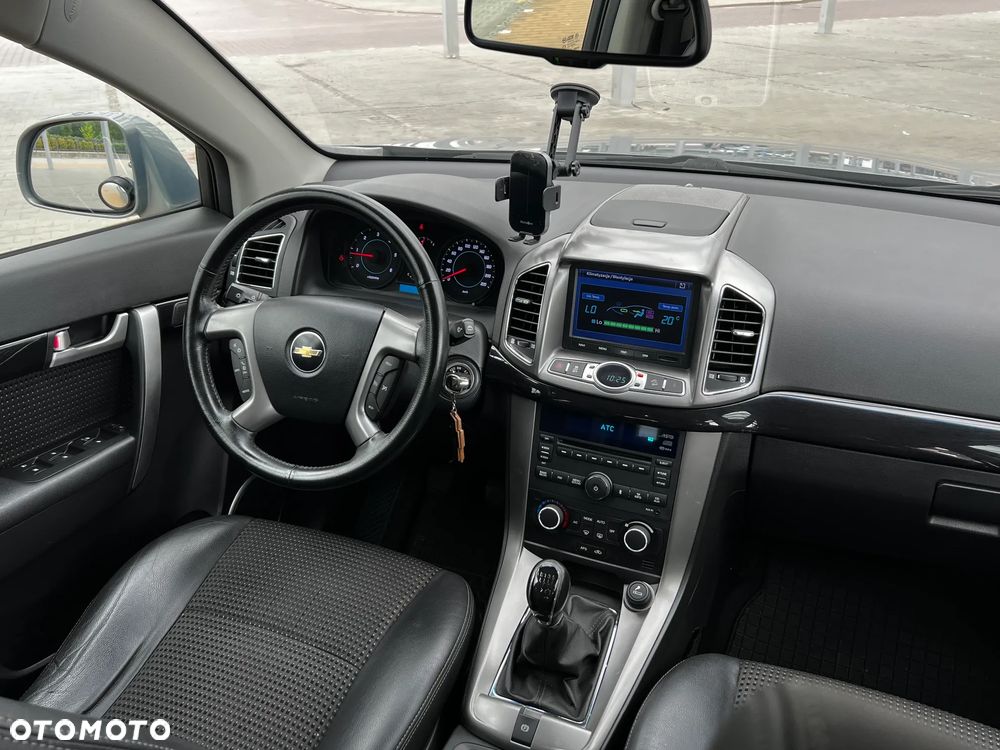 Chevrolet Captiva - 17