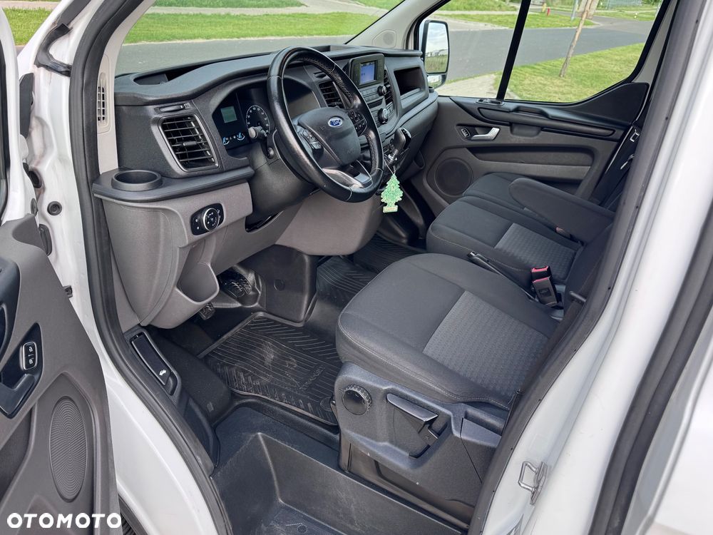 Ford TRANSIT CUSTOM - 36