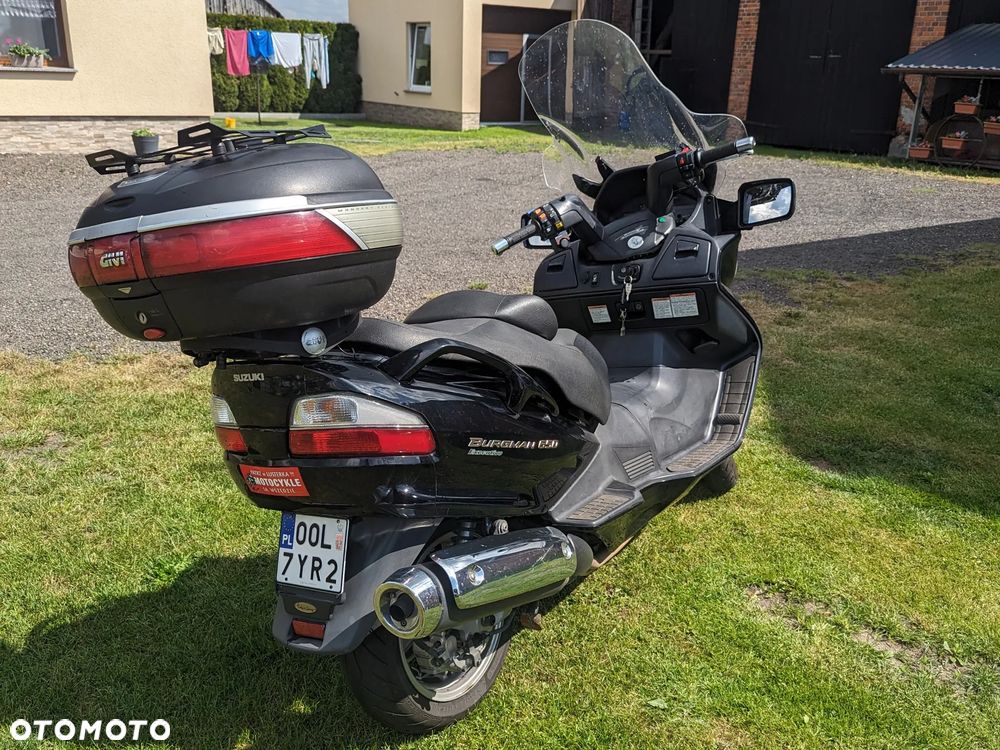 Suzuki Burgman - 5