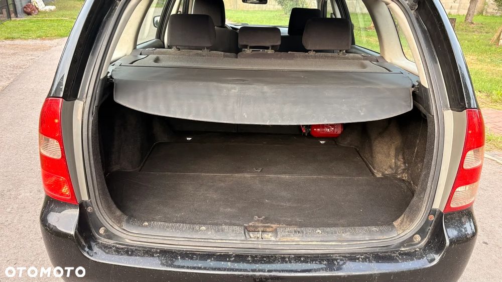 Toyota Corolla 1.6 VVT-i Sol (air6) - 12