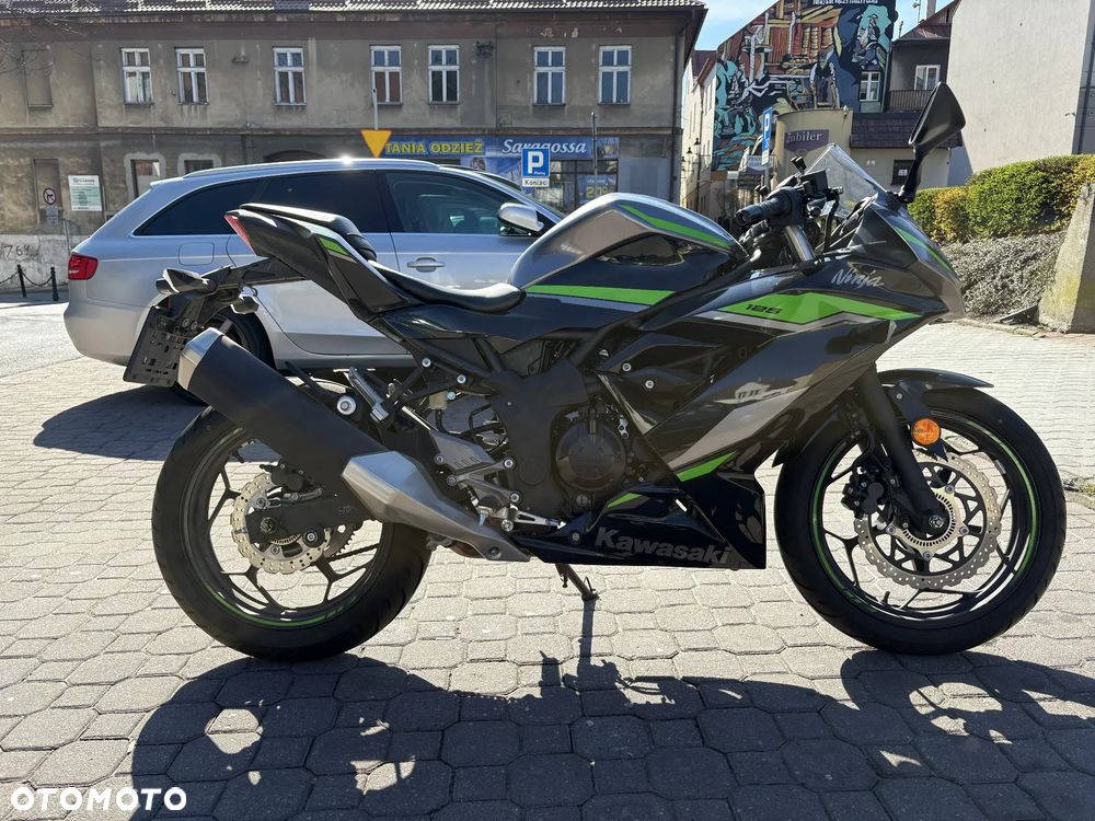 Kawasaki Ninja - 5