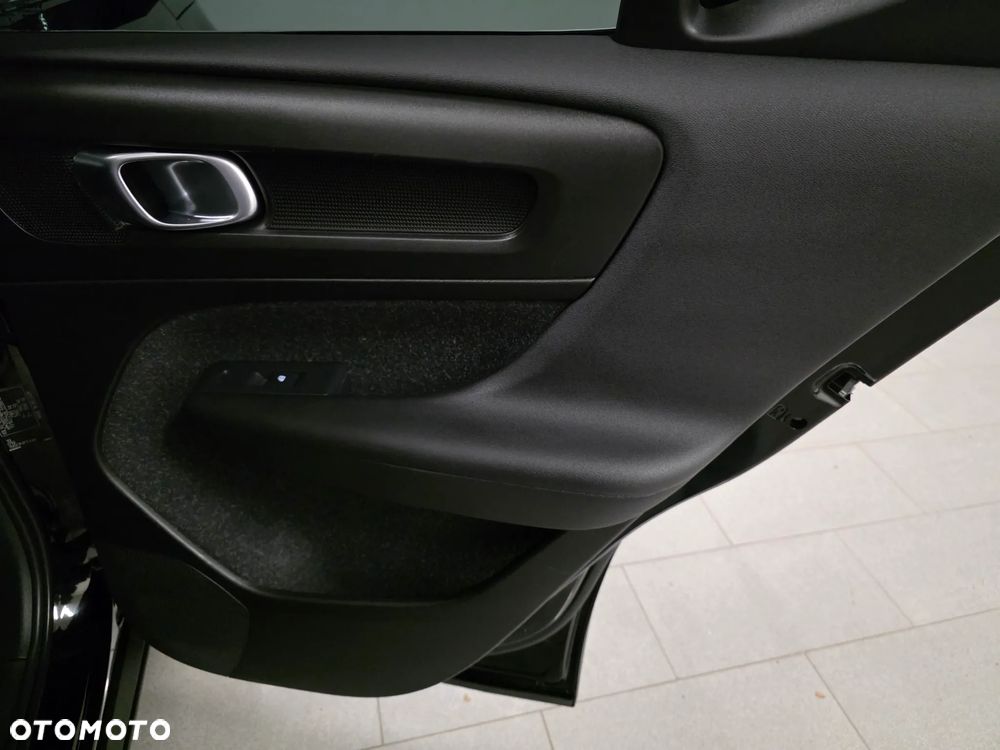 Volvo XC 40 D3 SCR Inscription - 21