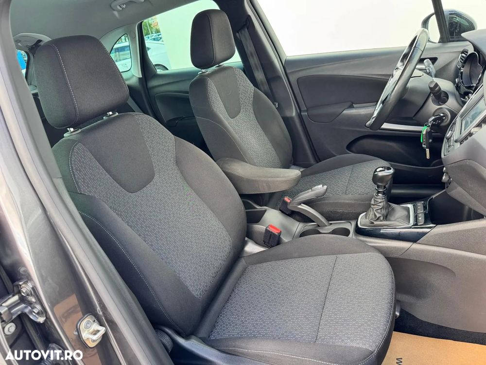 Opel Crossland - 13
