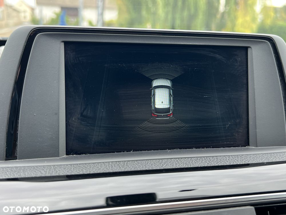 BMW Seria 3 320i Advantage - 24
