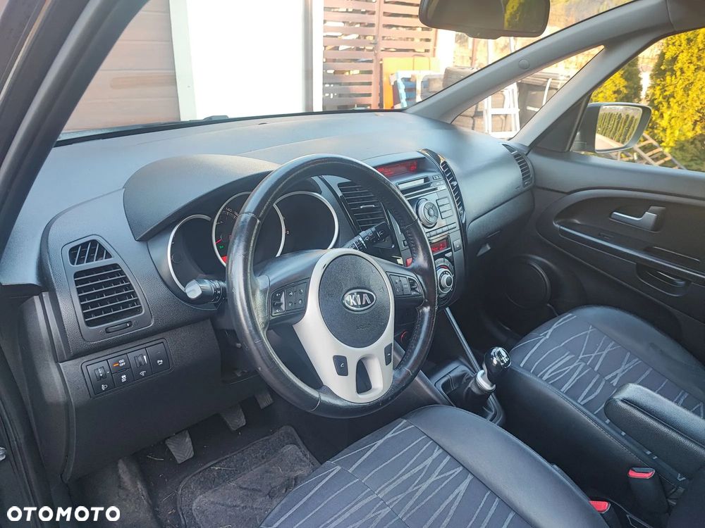 Kia Venga 1.4 CRDi 90 Vision - 22
