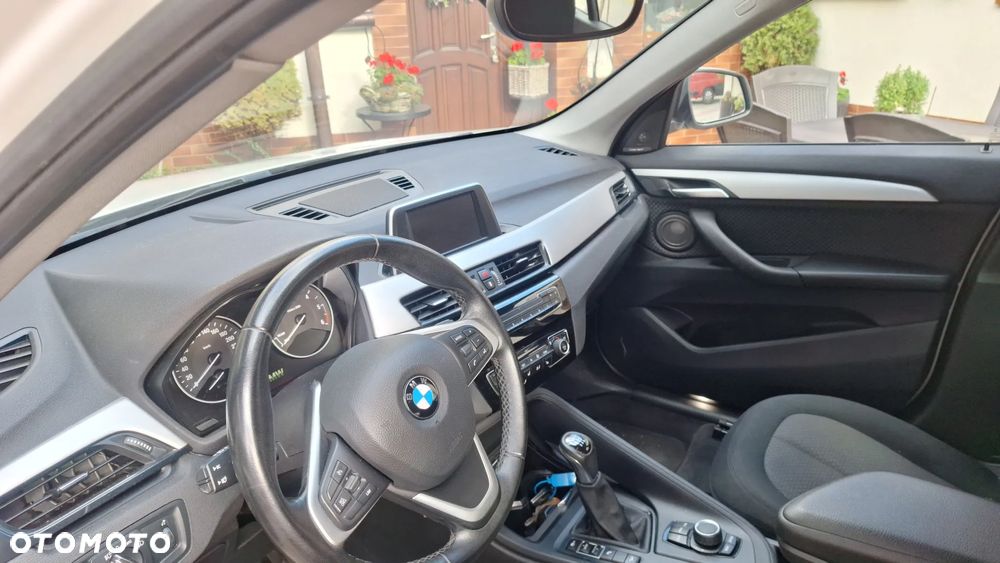 BMW X1 sDrive18d Advantage - 8