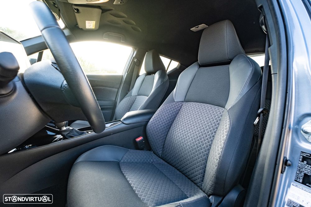 Toyota C-HR 1.8 Hybrid Square Collection - 39