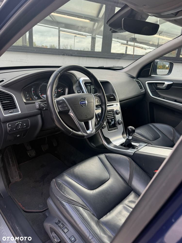 Volvo XC 60 D4 AWD Ocean Race - 22