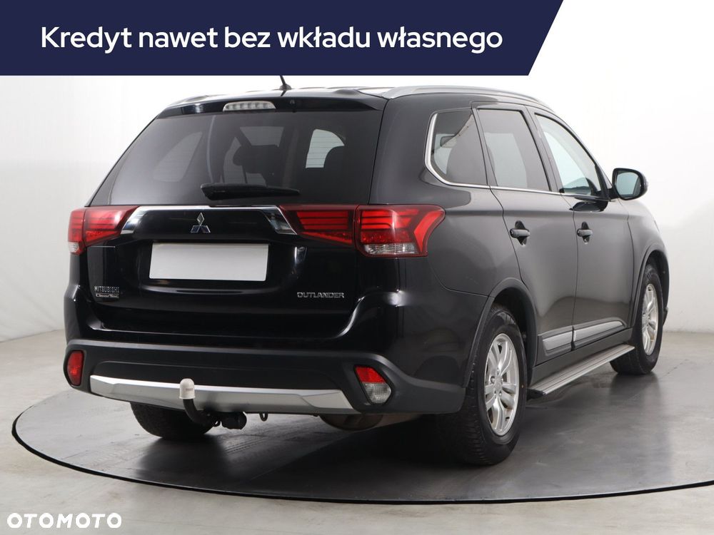 Mitsubishi Outlander - 7