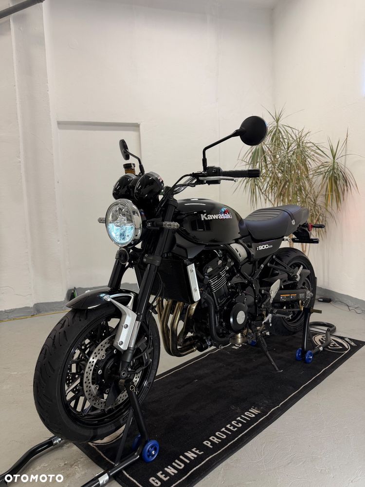 Kawasaki Z 900 RS - 6