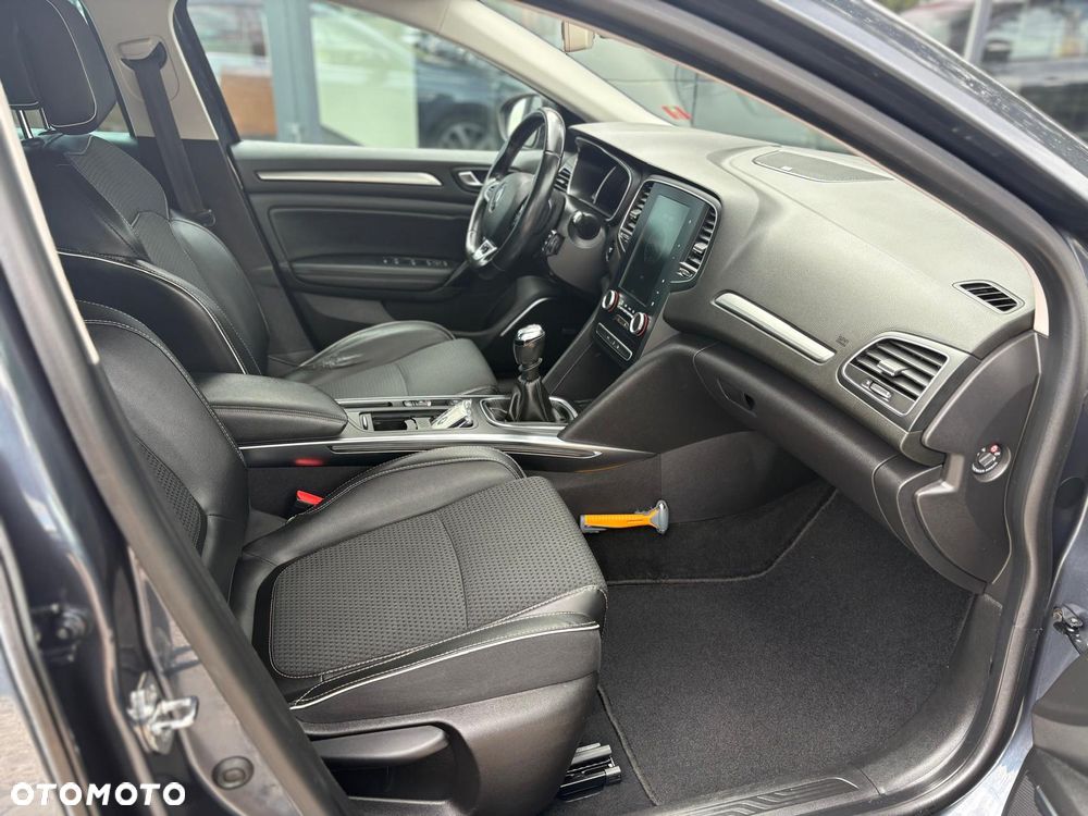 Renault Megane ENERGY TCe 115 Start & Stop Paris Business - 18