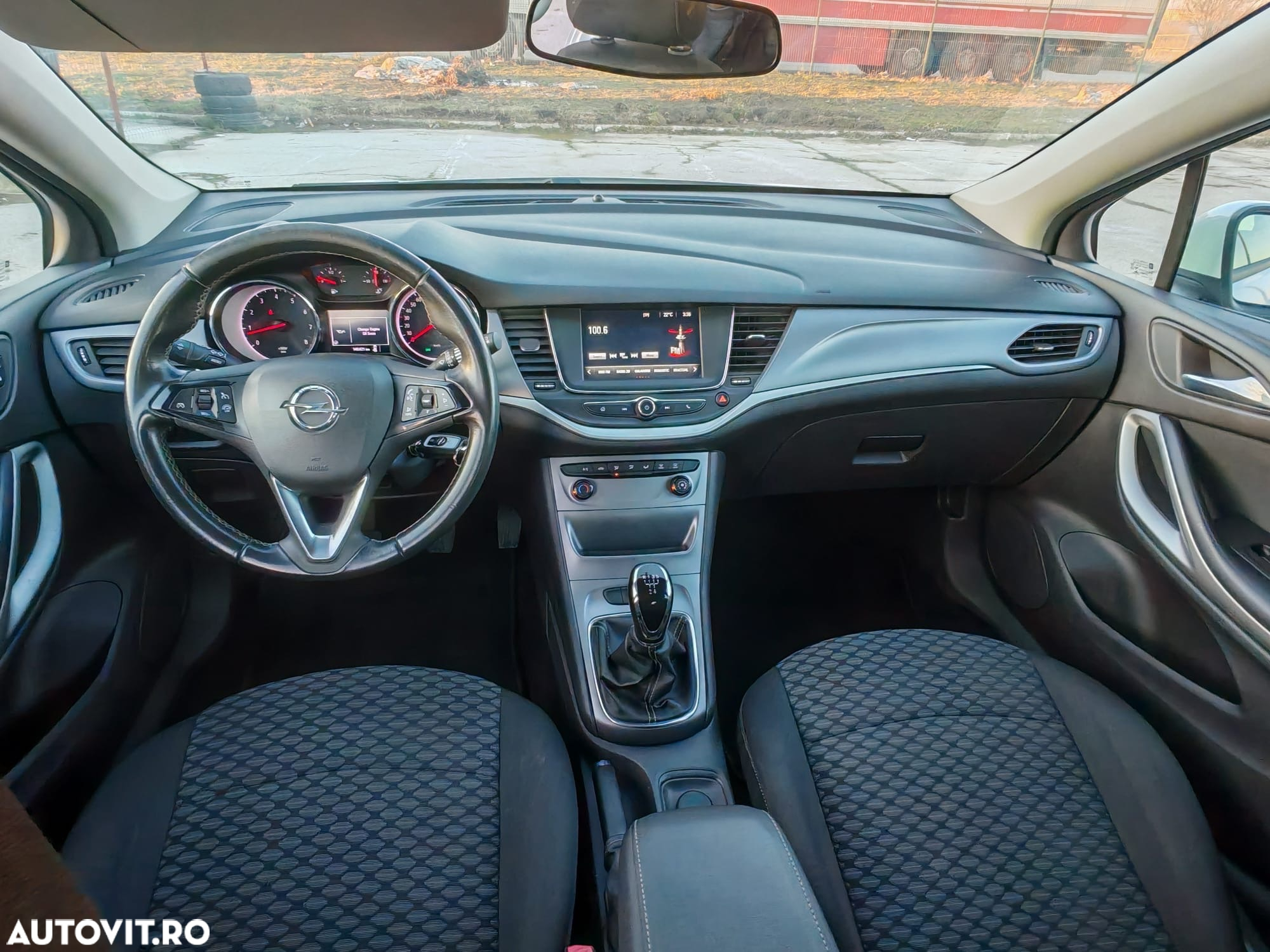 Opel Astra 1.4 ECOTEC Active - 10