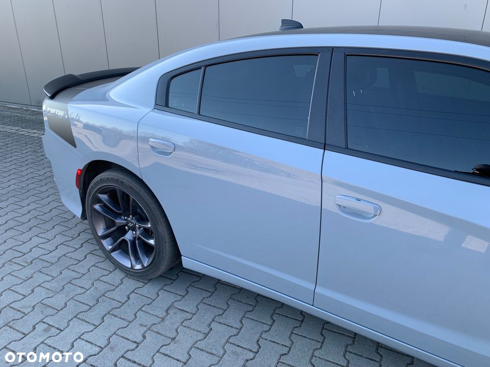 Dodge Charger 5.7 R/T Daytona - 22