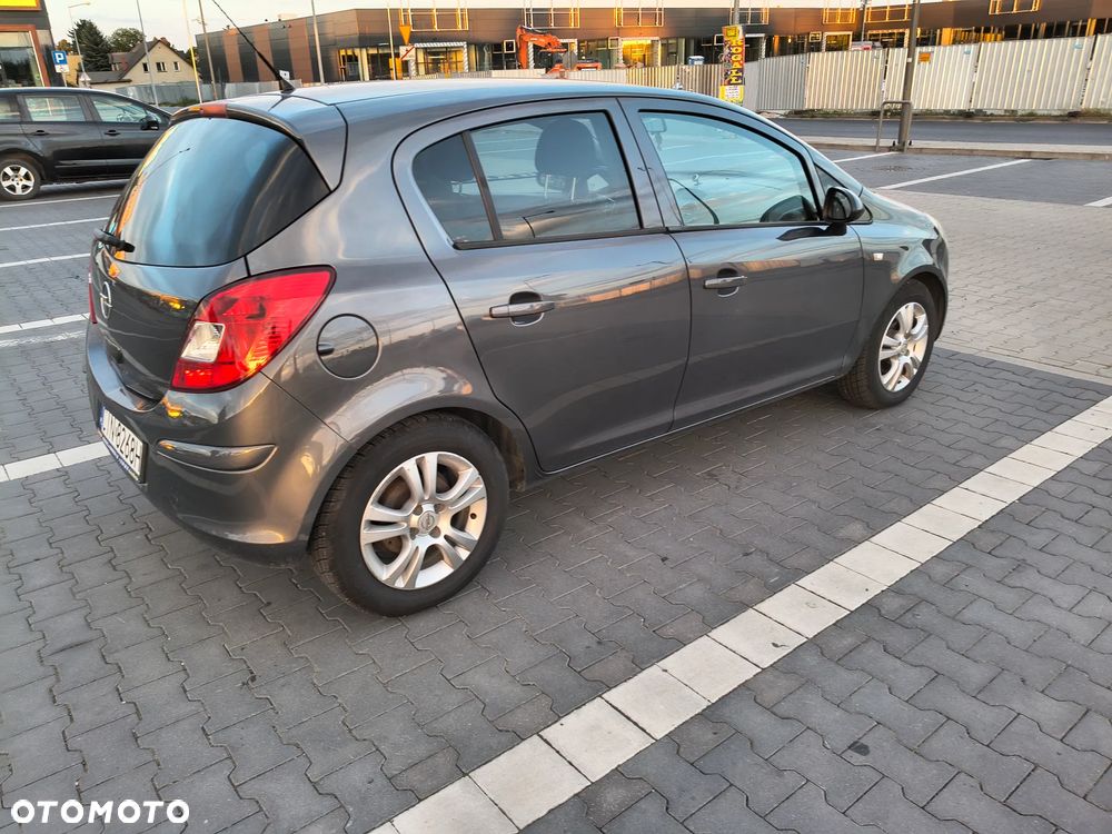 Opel Corsa - 3