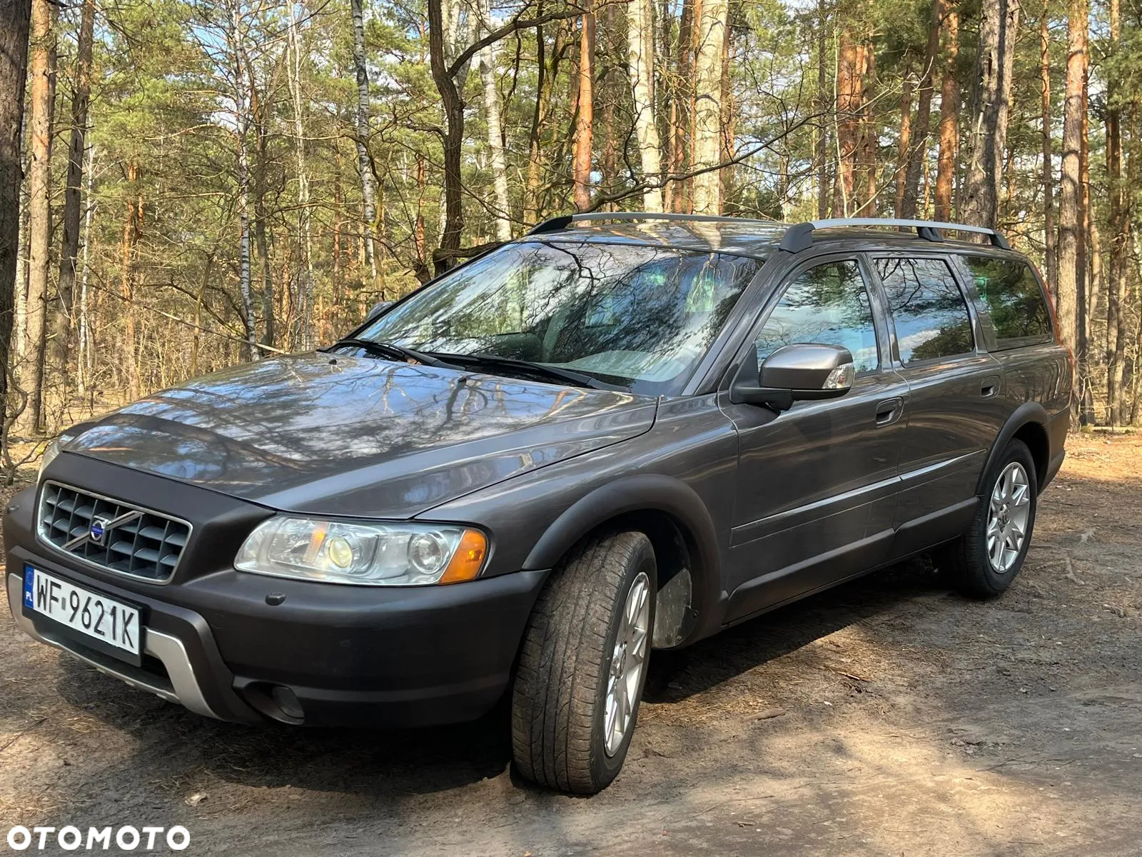 Volvo XC 70 D5 AWD Momentum - 4