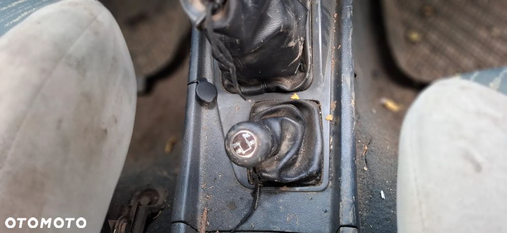 Kia Retona 2,9 TD 4X4 na części - 12