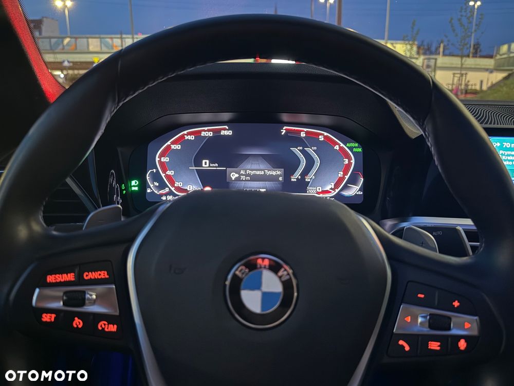 BMW Seria 3 330i Sport Line - 13