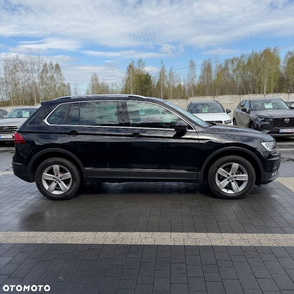 Volkswagen Tiguan - 13
