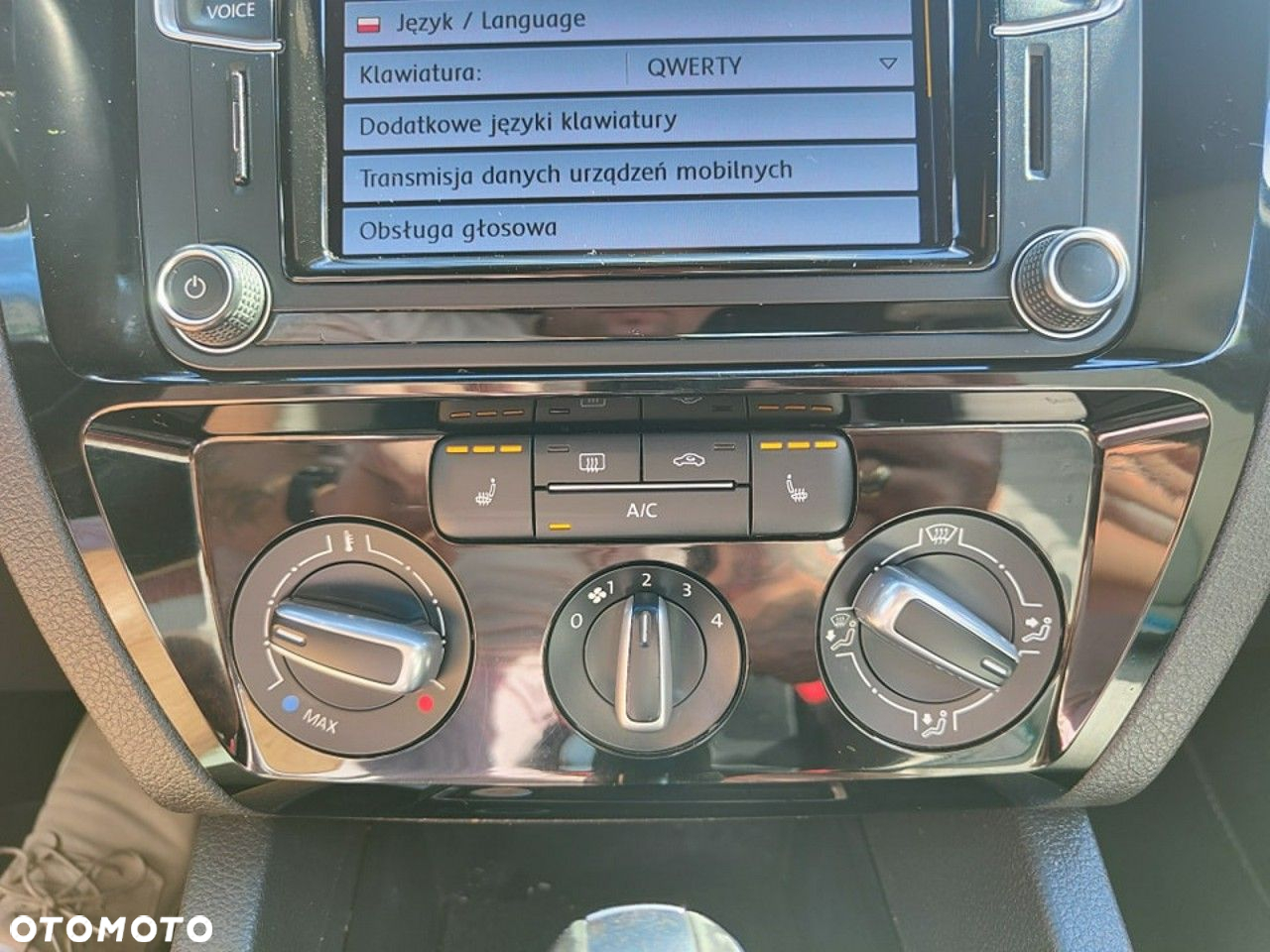 Volkswagen Jetta 1.8T SE - 23