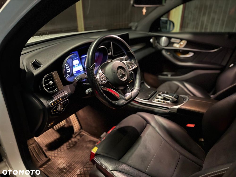 Mercedes-Benz GLC - 2