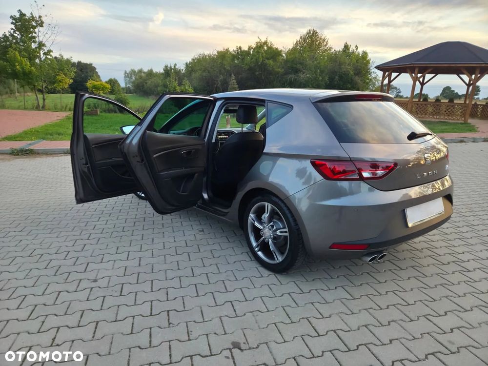 Seat Leon 1.4 TSI FR Black S&S - 24