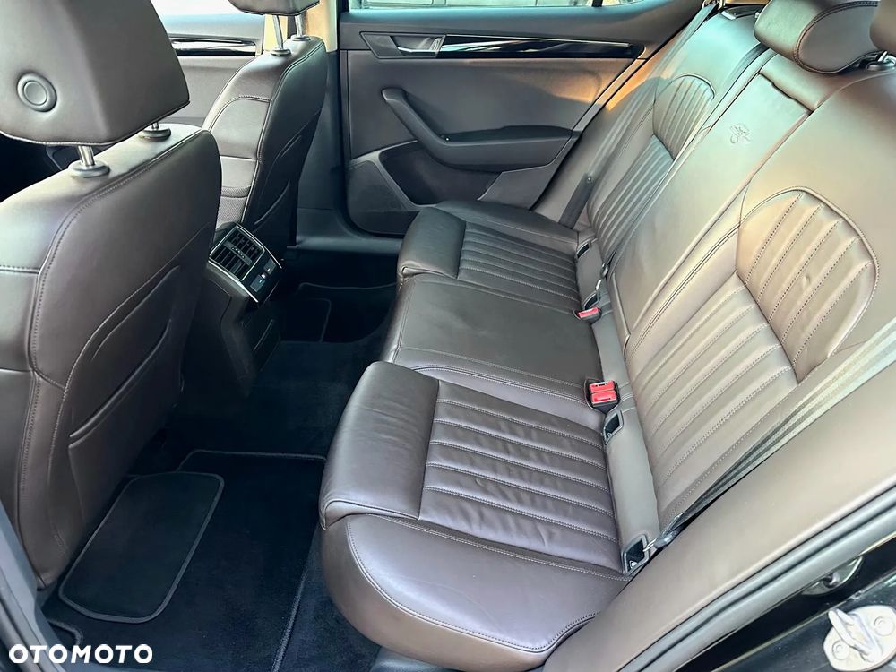 Skoda Superb 2.0 TDI DSG L&K - 15