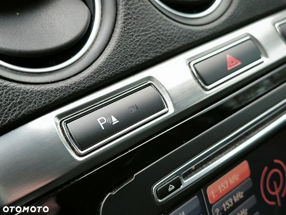 Ford Galaxy 2.0 TDCi Titanium - 16