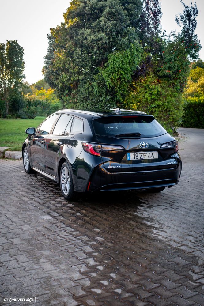 Toyota Corolla Touring Sports 1.8 Hybrid Active - 4