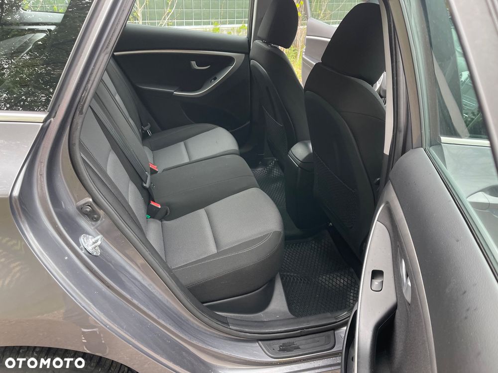 Hyundai i30 i30cw 1.4 CRDi Trend - 15
