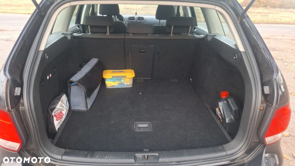 Volkswagen Golf Variant 1.6 TDI DPF Comfortline - 14