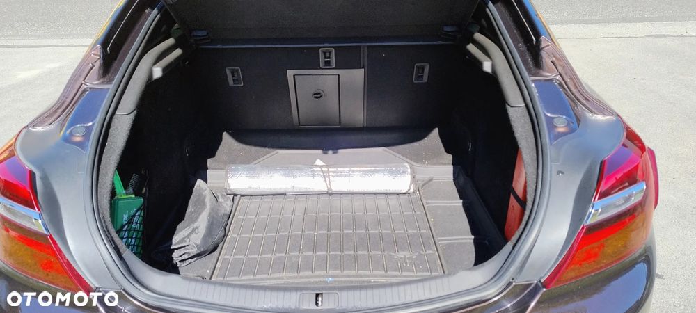 Opel Insignia 2.0 CDTI S&S - 10