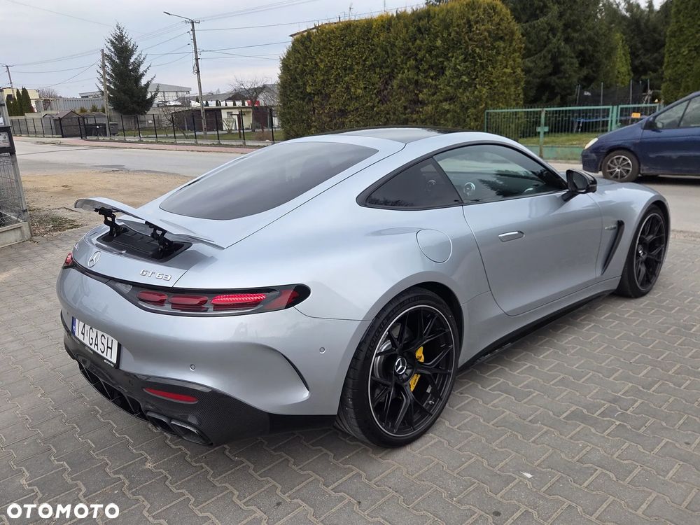 Mercedes-Benz AMG GT 63 4MATIC+ - 12