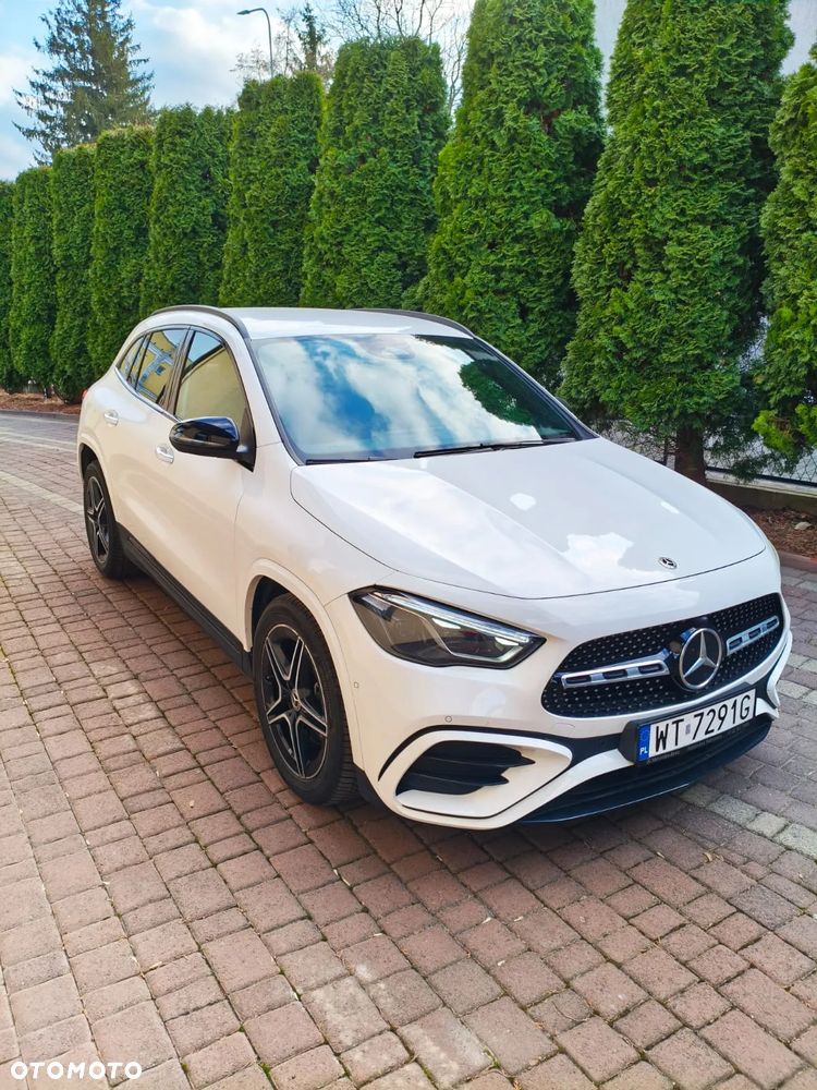 Mercedes-Benz GLA 200 AMG Line - 11