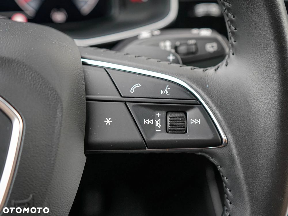 Audi Q8 - 17