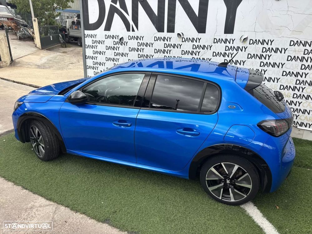 Peugeot e-208 50 kWh GT Line - 16