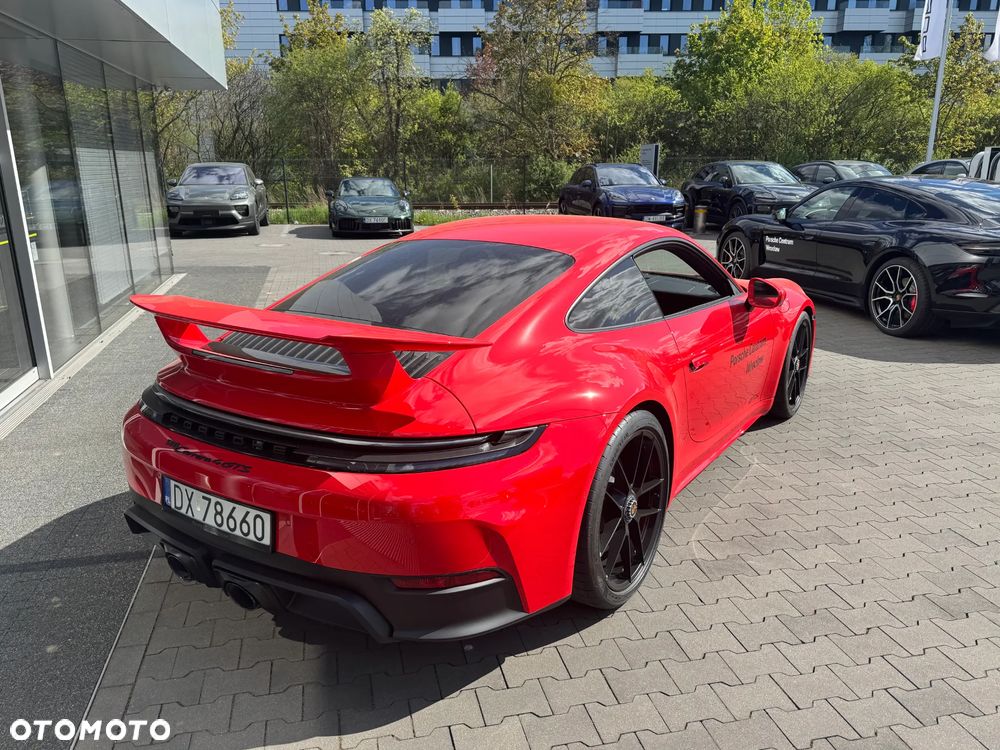 Porsche 911 Carrera T-Hybrid 4 GTS - 7
