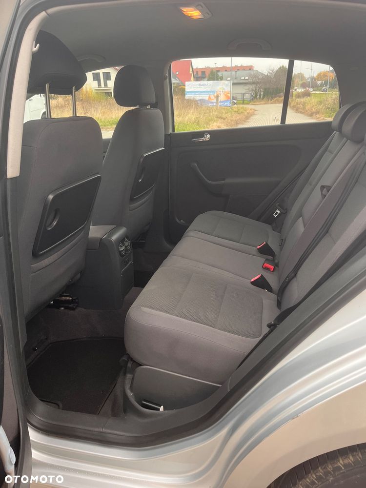 Volkswagen Golf Plus 1.6 FSI Goal - 8