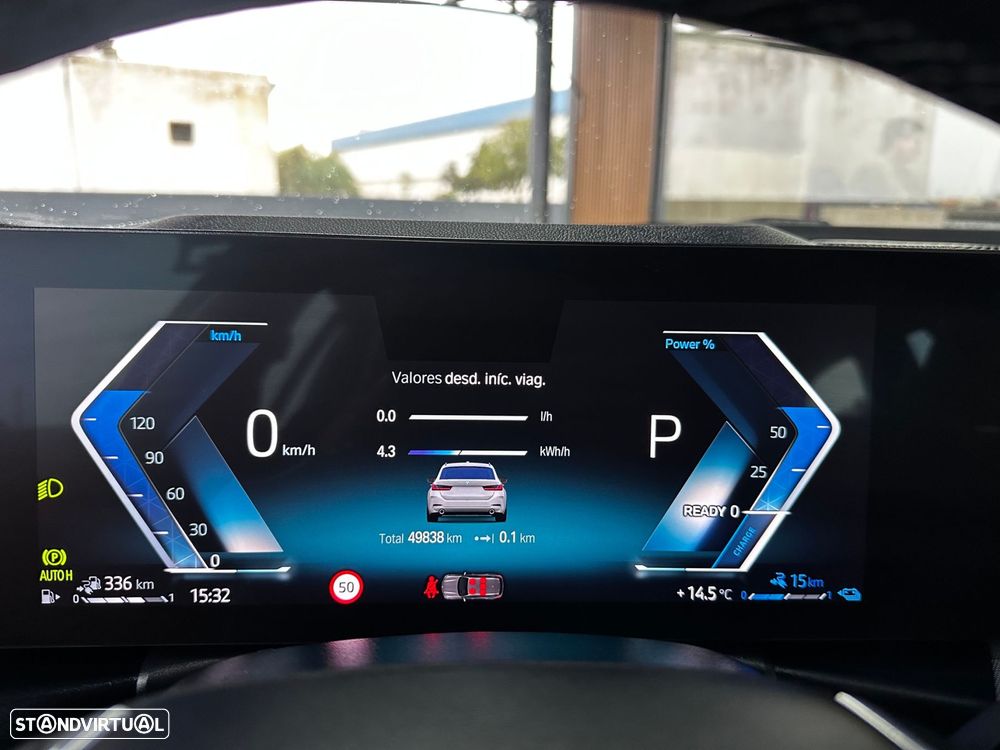 BMW 320 e Touring xDrive Aut. Luxury Line - 27