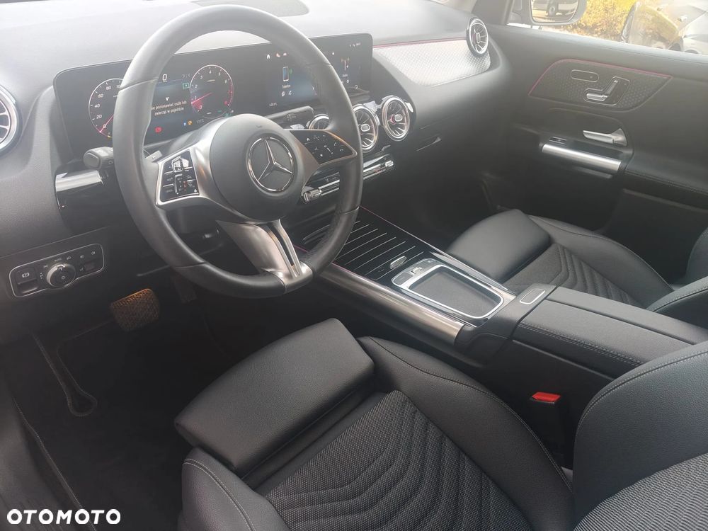 Mercedes-Benz GLA 220 mHEV 4-Matic Progressive 8G-DCT - 16