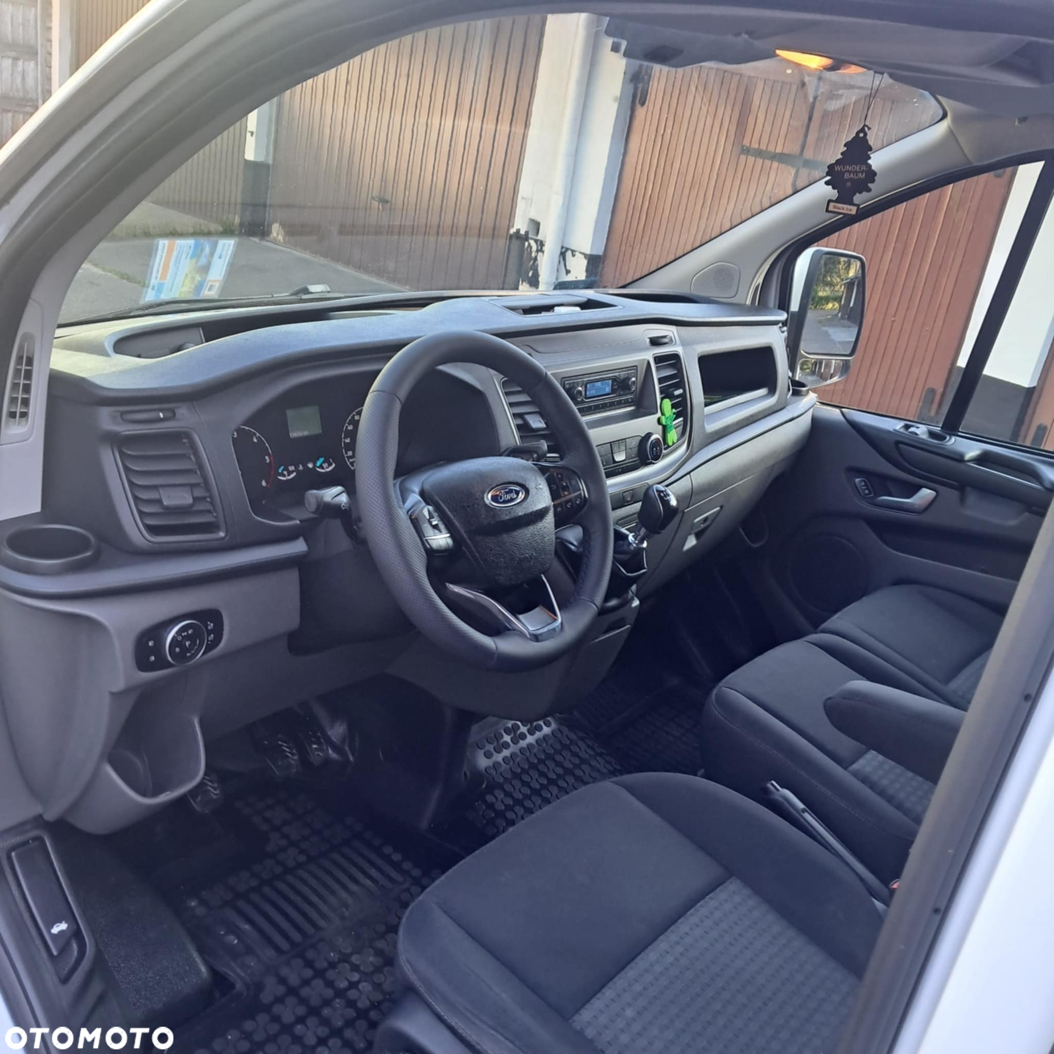 Ford Transit custom - 19